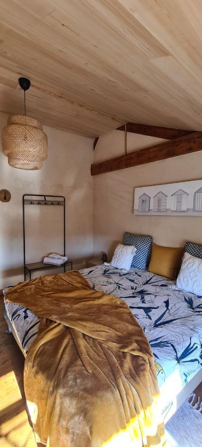 Le Coq En Repos Saint-Sylvestre-sur-Lot
