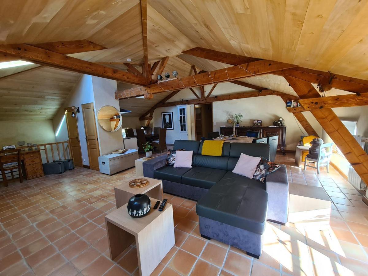 Le Coq En Repos * Saint-Sylvestre-sur-Lot