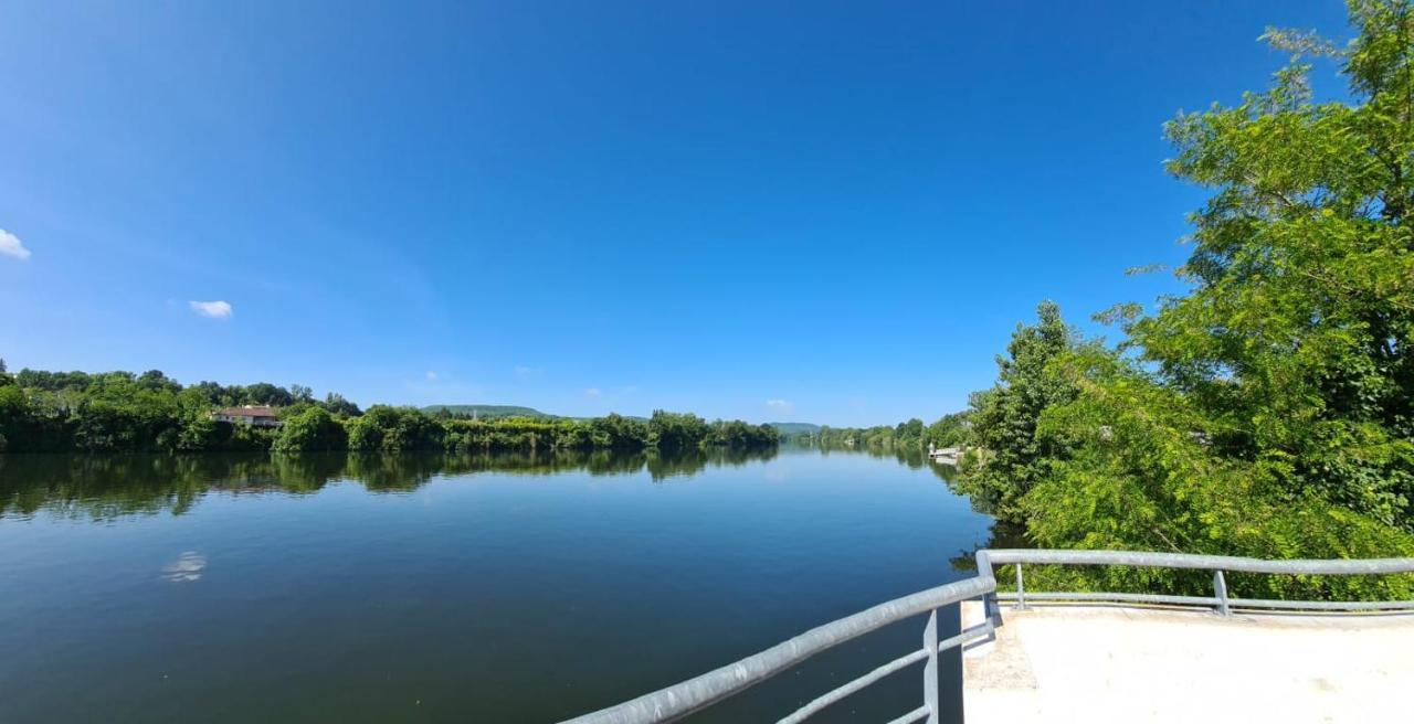 Le Coq En Repos Saint-Sylvestre-sur-Lot